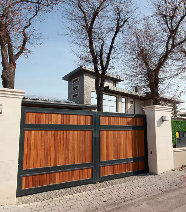 Wooden Gate Repair Phoenix