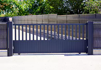 How to Install a Sliding Gate: The Ultimate Guide for DIY and Professionals?